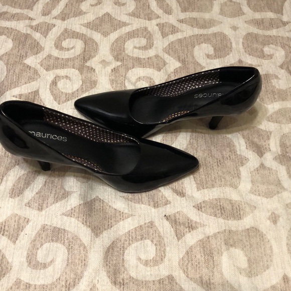 Maurice’s heels in black - Picture 5 of 8
